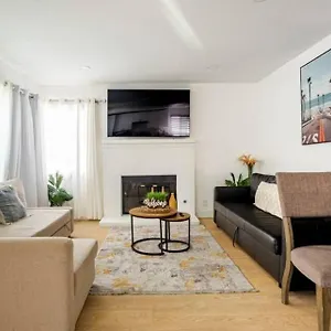 The Heart Of La House Holiday home Los Angeles